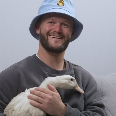 Anuphobia_007's profile picture. Nalladhe nadakum! Apdiyae nambuvom❤️‍🩹
 /////u1 is love.

GOATkram stan acc(lost a bet)...

cric: Depressed 🏴󠁧󠁢󠁥󠁮󠁧󠁿 fan