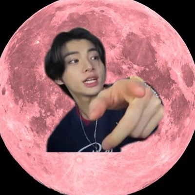lesbos4enhypen's profile picture. spreading the lesbians for enhypen agenda
20