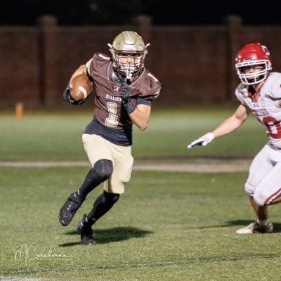 geopapa2709's profile picture. Haverhill High || 5’11” 170lbs || WR ||c/o 2027||GPA -3.8|| @Hudl https://t.co/p7NpdbSdhJ Cell:978-500-1294 Email:geopapa2709@gmail.com
