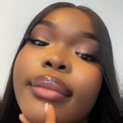 Ruth_Baderin's profile picture. lover of movies, books, and women. Shop Fits By Lade❤️