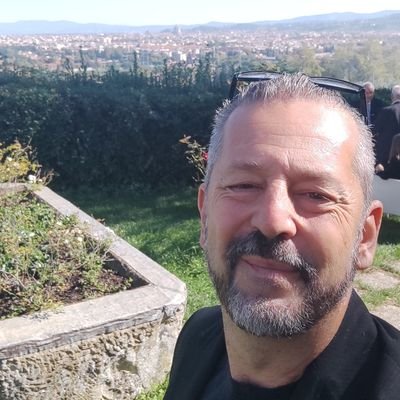 VasarriFulvio's profile picture.