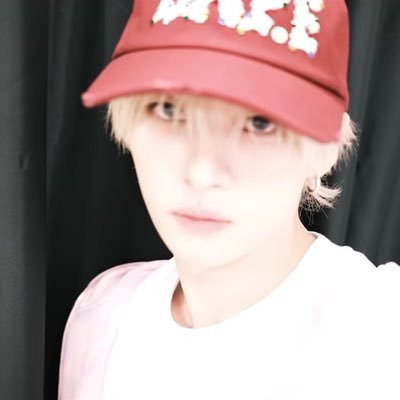 minsunggiess's profile picture. Memento mori, memento vivere.