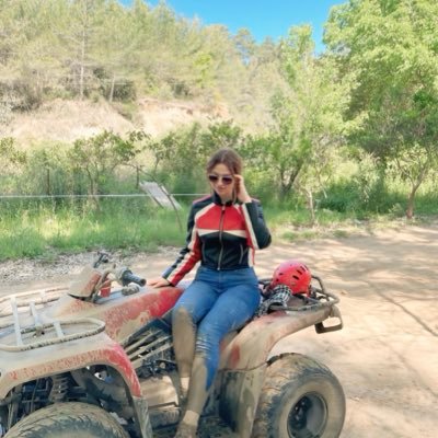 damlasubaydar's profile picture. 𝕥𝕖𝕒𝕔𝕙𝕖𝕣