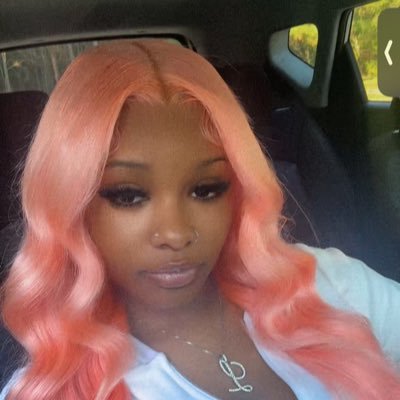 lijaahhhh's profile picture. just here to be sexy.