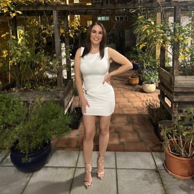 MissSarahJayne8's profile picture. #TheatreLover🎭 #BookReader📚 #SnappySnaps📸 #Sagittarius♐️ #MermaidObsessed🧜🏼‍♀️💋I myself am made entirely of flaws-stitched together with good intentions💋