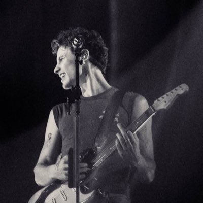 wonderlandttour's profile picture. updating on everything related to shawn’s tours and new music #OnTheRoadAgain🤍