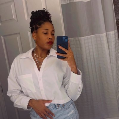 plvsh_'s profile picture. Conner Sewer of things.