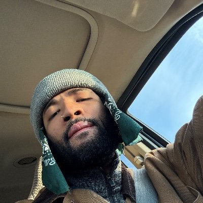 SlimDelaphante's profile picture. NEW SAVE