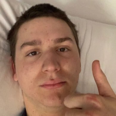 ezneuw's profile picture. hi