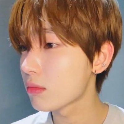 sunoofloowerrr's profile picture. 