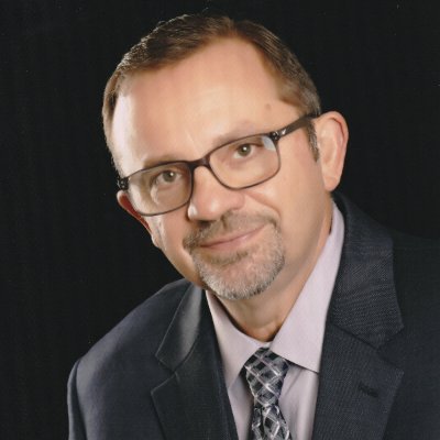 SabiaMadura's profile picture. Discourse analyst | PhD Communication | Integrating AI, influence & policy. Personal interests include politics, motorcycling, and Dolphin Football