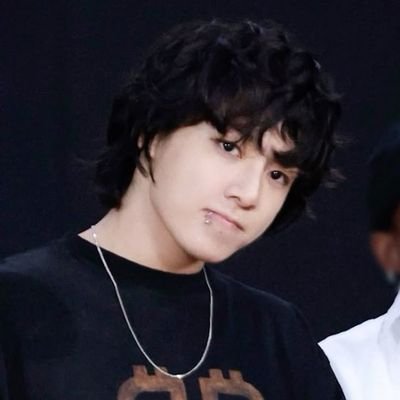 ross⁷ Profile