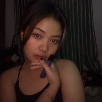 notbiyou's profile picture. 