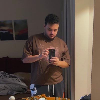 karimankj's profile picture. I code and game