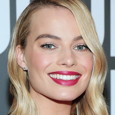 Margot_Robbie6's profile picture. official accounts for fans and supporters let love lead 💕💕💕