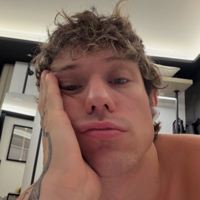 mendevrose's profile picture. still we rise. ||fan account|| she/her