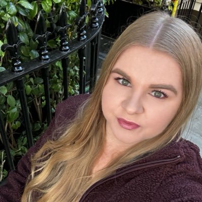 officiallyemz's profile picture. 🇬🇧💖. Email for inquires : emilykmorton@hotmail.co.uk