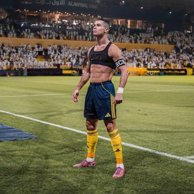 Mohamad1573069's profile picture. 1404+