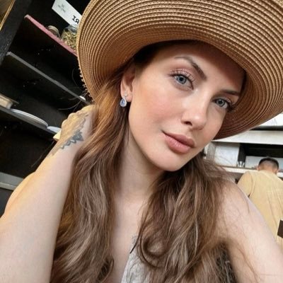 asedakahraman's profile picture. Kabardey 🦢