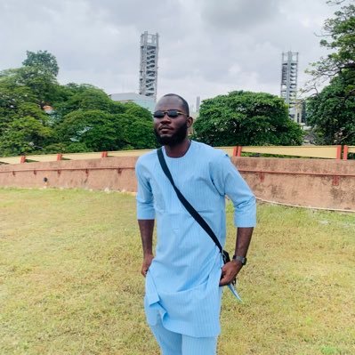 habdoolahi's profile picture. “shoot for the stars while aiming for the moon” #LFC #Lakers #49ers #Lions #Bills