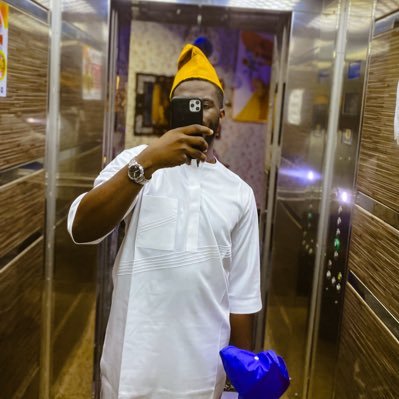 Vanders_on's profile picture. Ever-learning Software Eng (mobile x web)|| multi-instrumentalist || producer | mixing and mastering sound engineer , || Follower of Christ