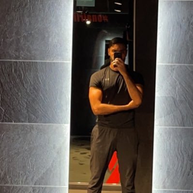 adamRmdd's profile picture. 