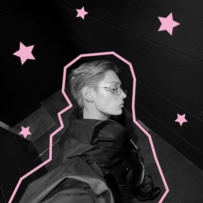 midnightdreamm_'s profile picture. 𝖡𝖳𝖲 ⁷ 𝖲𝖵𝖳 ♢ COR𐌕𐌉𐌔 ꩜ — 슈가