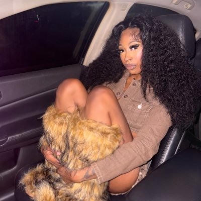 mayagaloree's profile picture. 