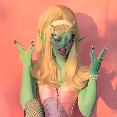 RooxReed's profile picture. roleo de Astraelle, Bonnie y Yuno