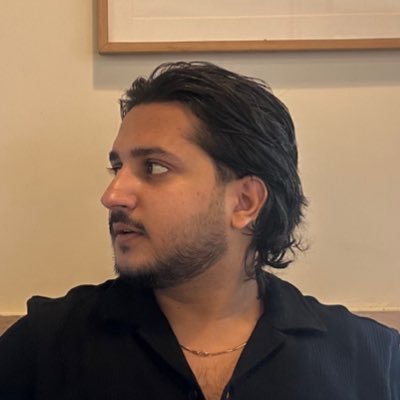 Smrthnrula's profile picture. I design. Serial Shipper. Creative @dardocofficial