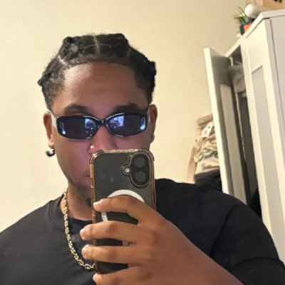 sltkee's profile picture. 