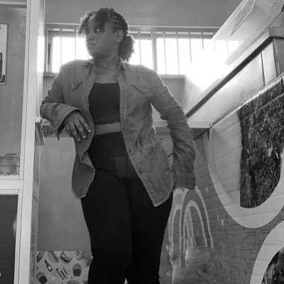 _Ariyike's profile picture. || A four eyed babe👓 || Selectively social🤌