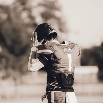 itsbrodypiche's profile picture. Jesus is LORD | 2 ⭐️ | C/O 2026 | 5’11 170 WR/DB | #1 | 4.62 40 | Email: piche.brody@gmail.com | NOAH Football | 4 Offers | #UNCOMMITTED | DMs OPEN FOR COACHES