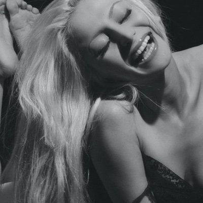 Anne40774955's profile picture. Hard Rock/Blues/Heavy Metal/Easy listening band. Lovers of all things music & all things artistic.
Follow & Subscribe!