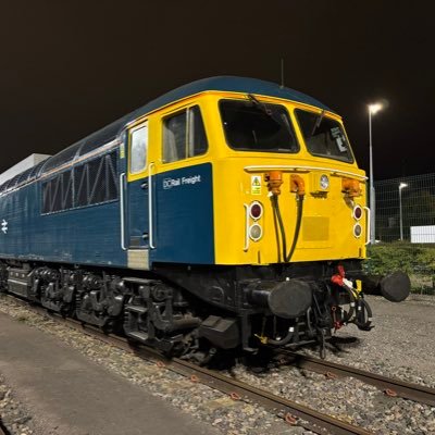 skettivsbounce's profile picture. 44, daddy to Olivia & Jack, fur dad to Lexi & Savannah, gym bunny, love motorsport, music, railways, outdoors & beer. Shunter for Freightliner.