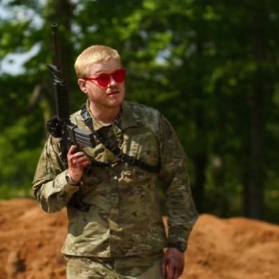 MckannaMac's profile picture. winter is coming 🇺🇸