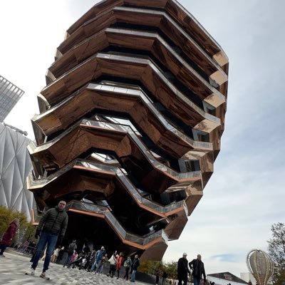 ss_mart1n's profile picture. Viajero y tratando de aprender Japonés.
