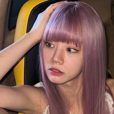 nallistudie's profile picture. psychology Ψ | eu estudo pra me tornar tudo o que já sei que posso ser .  𓏲⋆ ִֶָ ๋𓂃 ⋆
