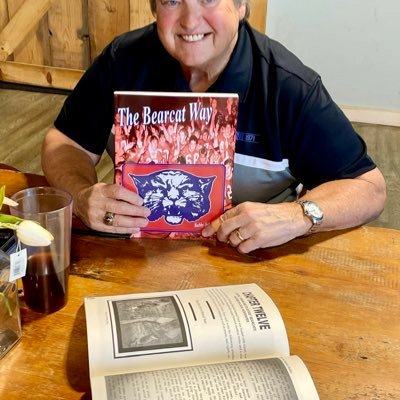 JohnstonBubby's profile picture. Forest High School (1971) MS State University (1975)