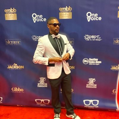 RiqDonito's profile picture. THEE JSU ALUMNI 2x BME/MME Dawg 🔴⚫️ sinfonian 🇩🇪Educator professional musician 🎶
