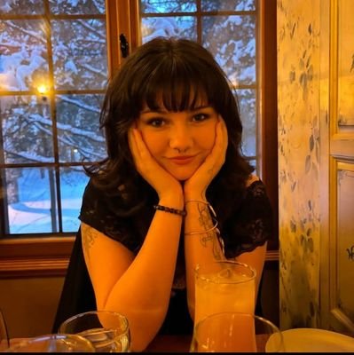 chloemorjan's profile picture. She believed she could, so she did.🤍
ARTIST