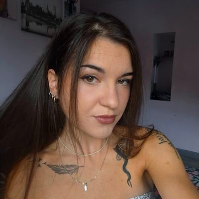 __PrincessLeila's profile picture. This Princess will make your wallet weep. 👸💷