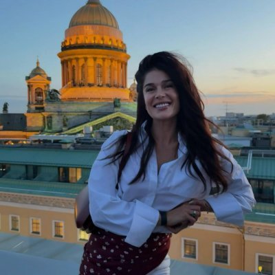 Dev27288399's profile picture. coffee in hand ☕, always chasing sunsets 🌅