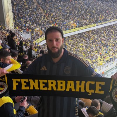 real_SultanHB's profile picture. 💙💛 Dar Ağacında Olsak Bile Son Sözümüz Fenerbahçe💛💙