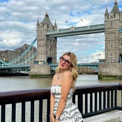 xanaxxss's profile picture. medical doctor