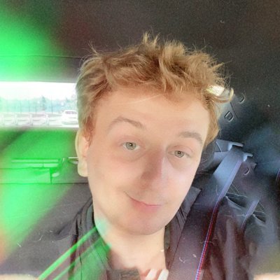 VRRVN_'s profile picture. British Comic & Horror Nerd