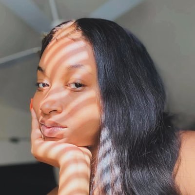 Tvjxoxo_'s profile picture. Mamacita 💫. LLSKS🕊️. IG: teevjxoxo