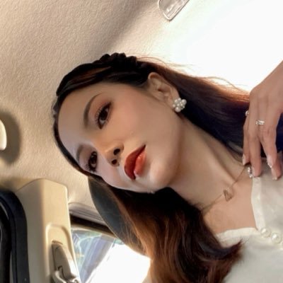 angginifz's profile picture. I'm such a sentimental person