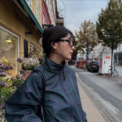 stillwithrkives's profile picture.