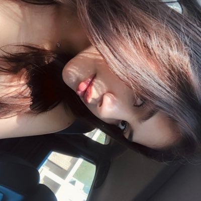 Joanna_lhc's profile picture. 